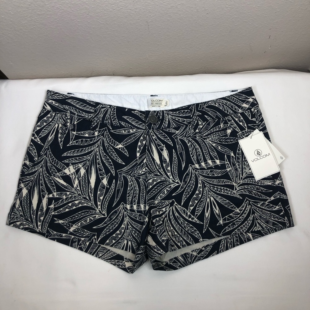 Volcom Frochickie Cotton Blend Navy Ivory Tropical Print Casual Shorts 3=S=26 - Picture 3 of 16